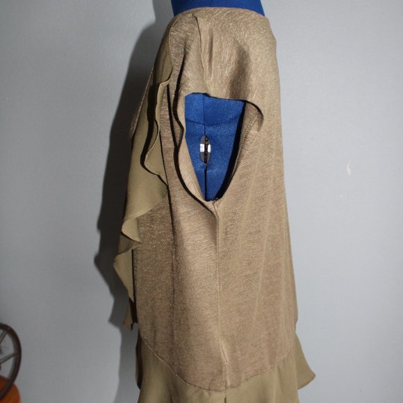 Banana Republic Women's Olive Green Short Sleeve Sheer Ruffle Tee ~M~ - Picture 4 of 9